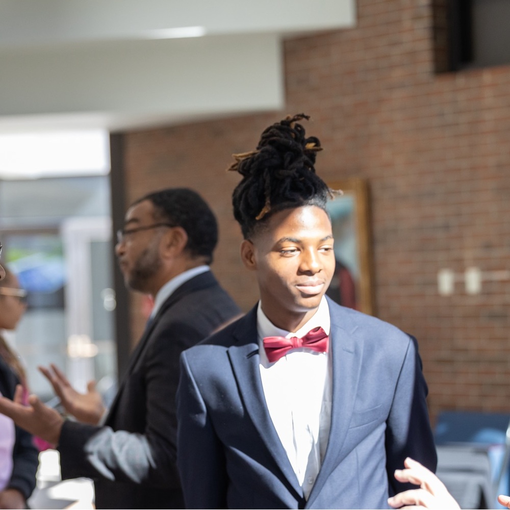 Meet your Posher, Chi